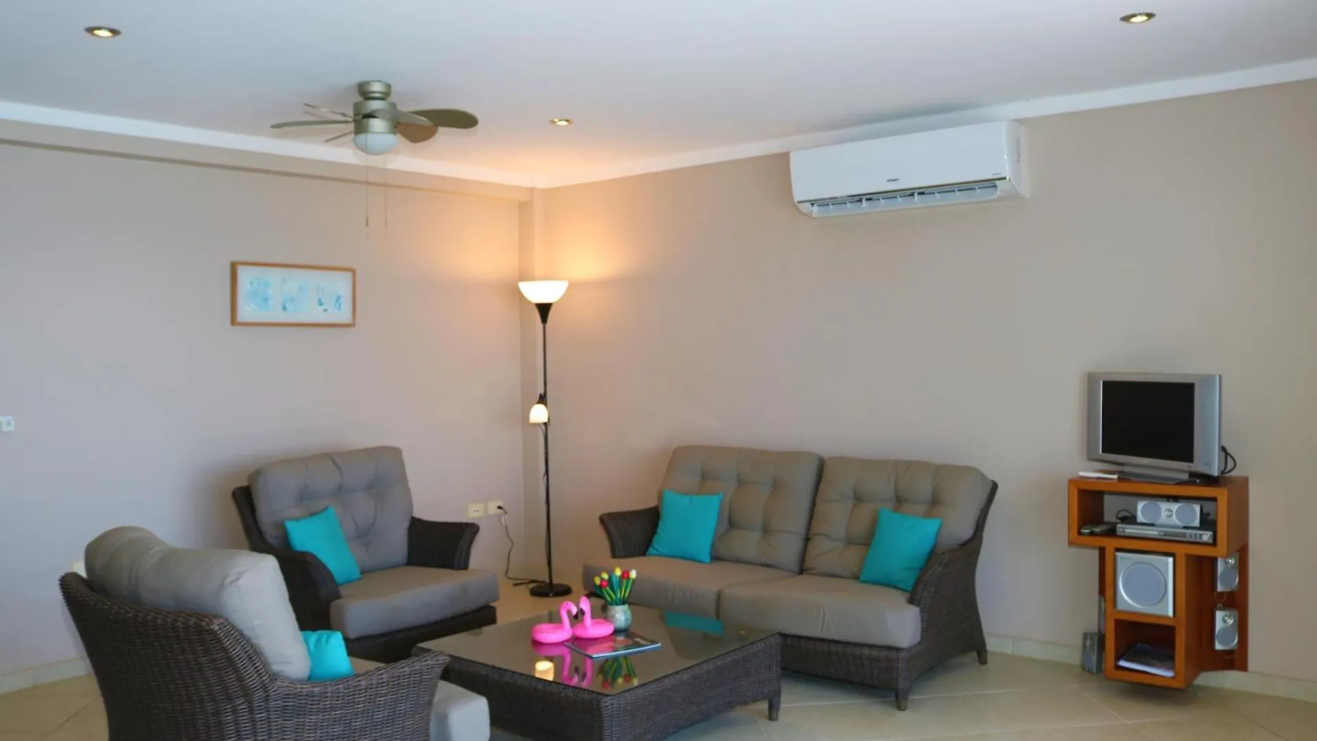 Apartment Oceanfront Flying Fish At Den Laman Kralendijk  Bonaire, Saint Eustatius and Saba