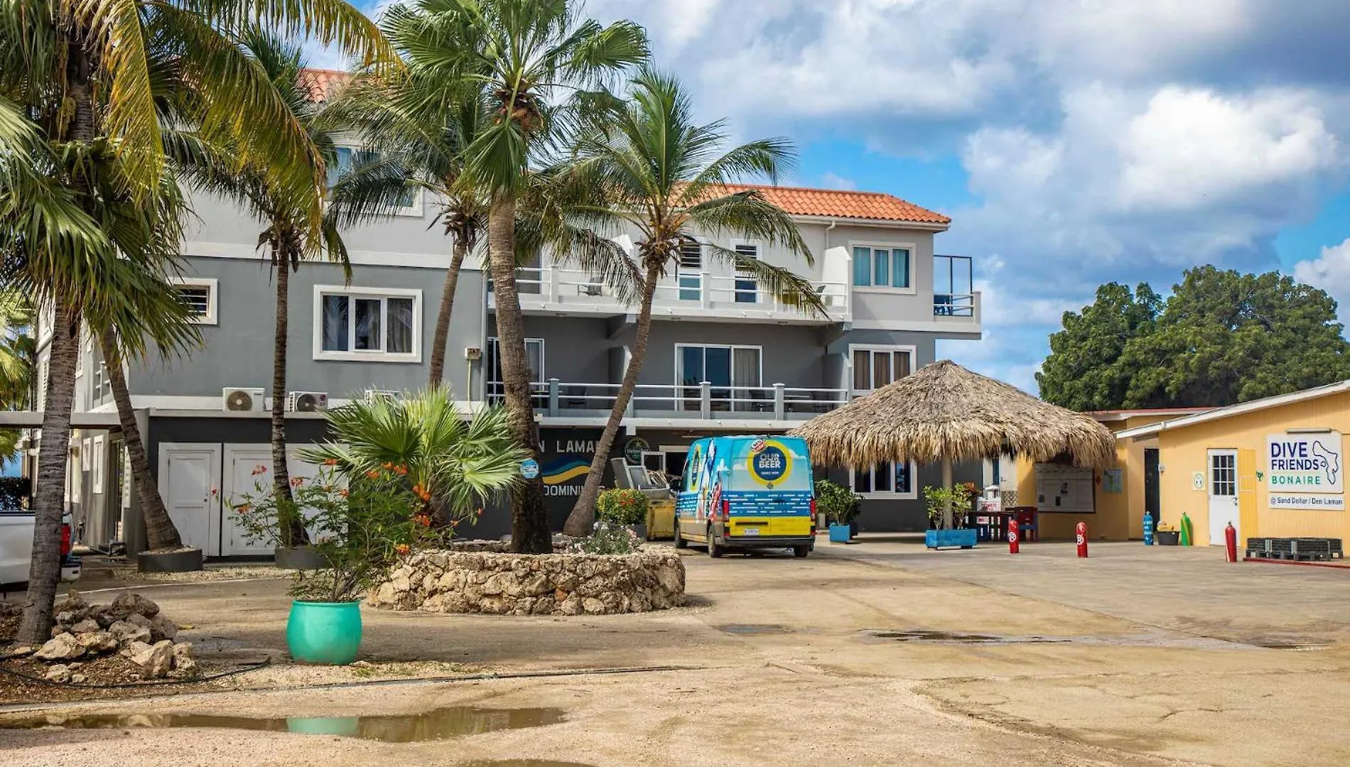 Apartment Oceanfront Flying Fish At Den Laman Kralendijk